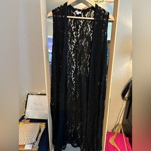 LuLaroe JOY duster sleeveless long LACE cardigan vest size M women’s ladies